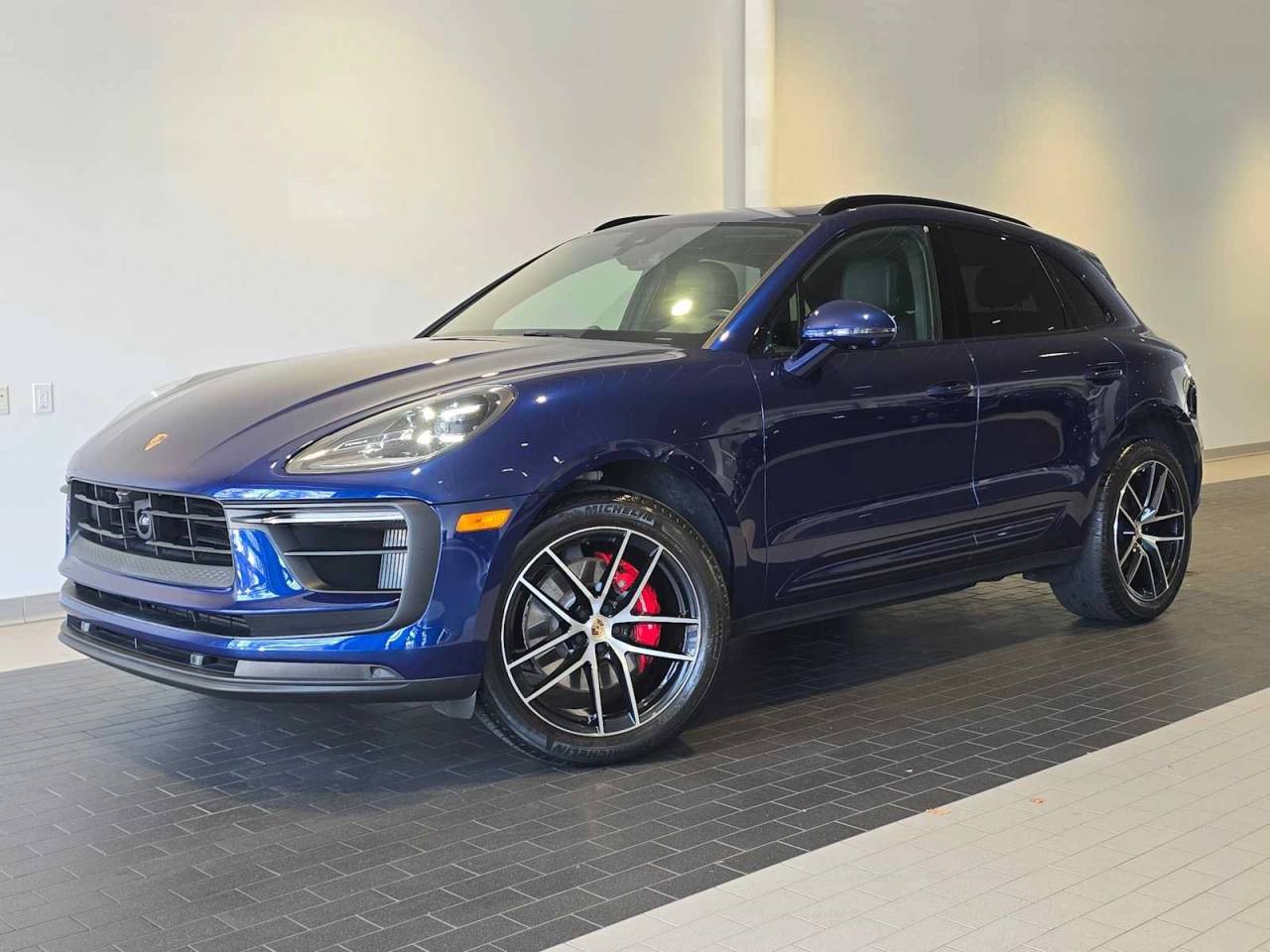 2024 Porsche Macan Macan S (MY24) in Gentian Blue Metallic — front three-quarter view